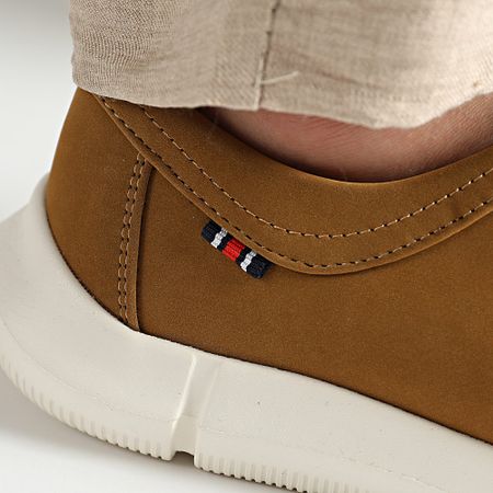 Classic Series - 013 Zapatos camel