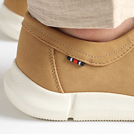 Classic Series - 005 Zapatos camel