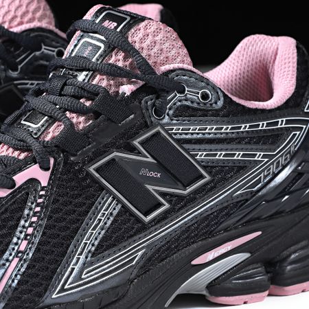 New Balance - Baskets 1906R U1906RCU Eclipse Rosa Taffy Negro Cemento